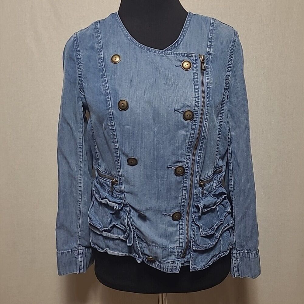 Nic + Zoe Ruffle Back Jean Jacket Size Small Lyocell Chambray Double Breasted